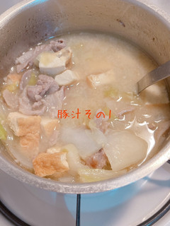 大学生の豚汁その1(ほんだし使用)-レシピのメイン写真