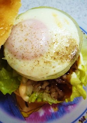 ハンバーガー用まんまる目玉焼き-レシピのメイン写真