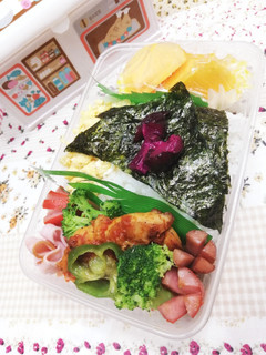デザートは柿ネ♪弁当-レシピのメイン写真