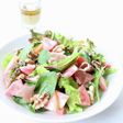 酸味が美味しい【りんごと胡桃のサラダ】