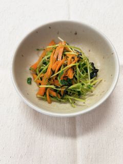 豆苗とにんじんの和え物-レシピのメイン写真