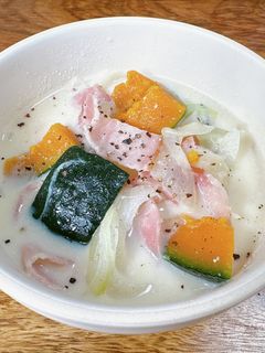 塩出汁で!ごろごろかぼちゃの豆乳スープ-レシピのメイン写真