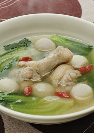 里芋とチンゲン菜の鶏スープ-レシピのメイン写真