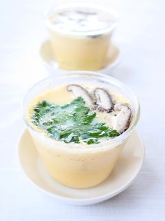 白だし&レンジ【チキンソテー入り茶碗蒸し-レシピのメイン写真