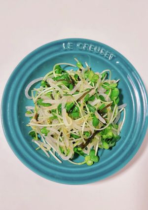 1人100円以下！貝割れもやし&塩昆布-レシピのメイン写真