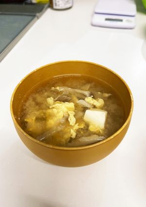 豆腐､卵､大根､舞茸のみそ汁-レシピのメイン写真