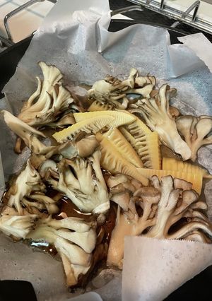 たけのこと舞茸の酒蒸し-レシピのメイン写真