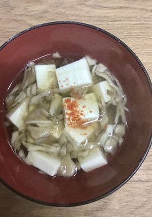 今朝の味噌汁/煎り舞茸と豆腐-レシピのメイン写真