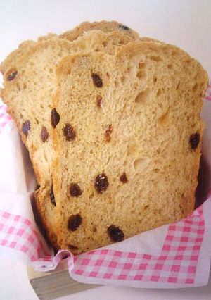 ホエーでもっちり✿黒糖✿レーズン✿食パン-レシピのメイン写真