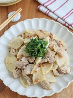 めんつゆでお手軽♫豚肉と大根の梅しそ炒め-レシピのメイン写真
