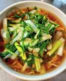 【生姜香る】ネギニラ醤油ラーメン