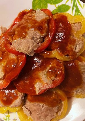お花みたいなパプリカの肉詰め-レシピのメイン写真