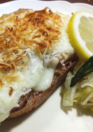 ハムチーズトースト+ココナッツロング-レシピのメイン写真