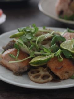 秋鮭と蓮根と舞茸の焼きマリネ-レシピのメイン写真