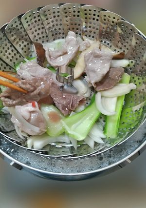 簡易蒸し器で香港蒸気鍋、食後に鶏雑炊も-レシピのメイン写真