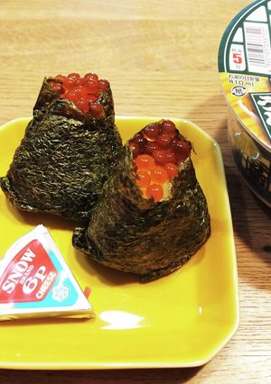 いくらのおにぎり-レシピのメイン写真