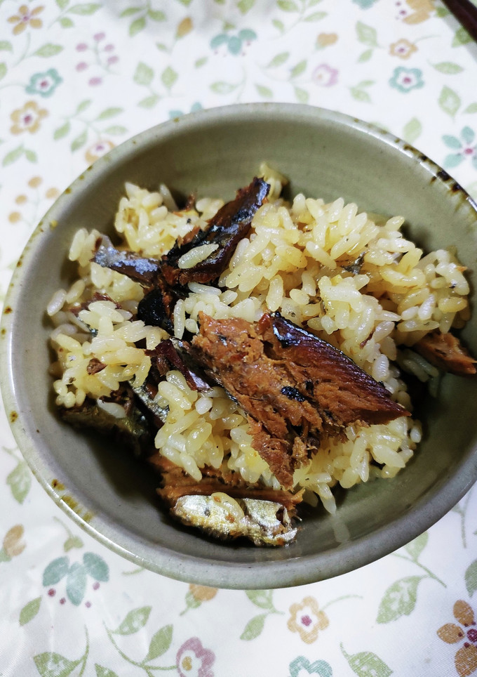 217　さんま蒲焼缶詰　炊き込みご飯-レシピのメイン写真