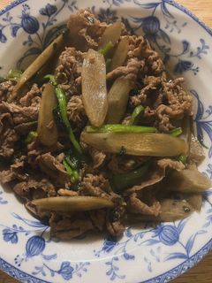 牛肉とごぼう小松菜の炒め物-レシピのメイン写真