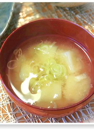 ベジタリアン～じゃがいもの味噌汁-レシピのメイン写真