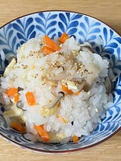 鍋で炊く炊き込みご飯-レシピのメイン写真