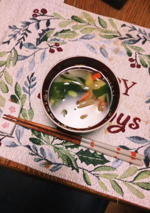 簡単にも野菜を摂取!白だしのお吸い物-レシピのメイン写真