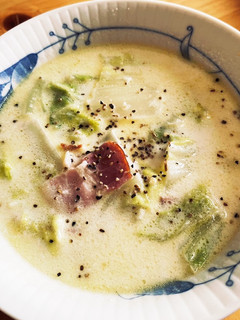 味噌で手軽!白菜とベーコンのミルクスープ-レシピのメイン写真