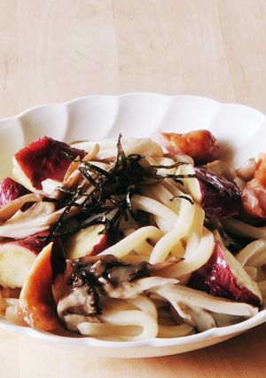 さつま芋と舞茸の白だしうどん★夜食ランチ-レシピのメイン写真