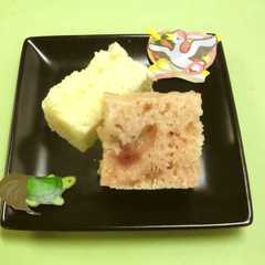 A picture of 紅白蒸しパン♡.