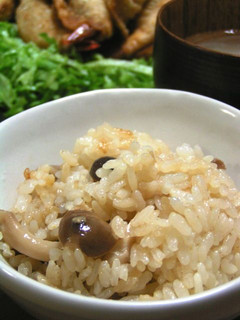豚肉としめじの中華おこわ風混ぜごはん-レシピのメイン写真