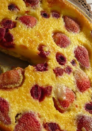 いちごとラズベリーのカスタードケーキ-レシピのメイン写真