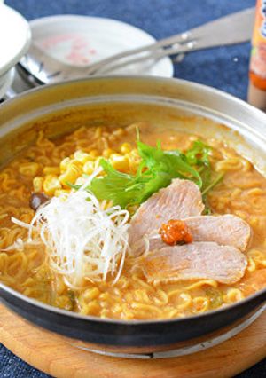 みそ鍋の〆は辛ねぎスパイス入りラーメン-レシピのメイン写真