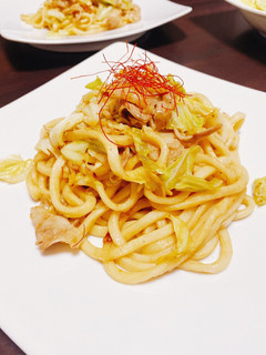 白味噌が決め手の焼きうどん-レシピのメイン写真