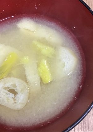 今朝の味噌汁/さつまいもと油揚げ-レシピのメイン写真