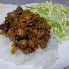 รูปของ お豆さんごろごろドライカレー