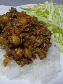 お豆さんごろごろドライカレー-レシピのメイン写真