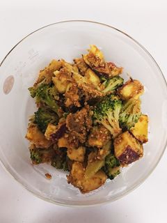 さつま芋とブロッコリーのゴマ和え-レシピのメイン写真
