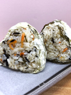 おぼろ昆布巻きおむすび-レシピのメイン写真