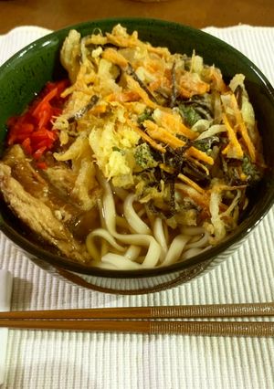 食感◎キクラゲ入りかき揚げのせお蕎麦-レシピのメイン写真