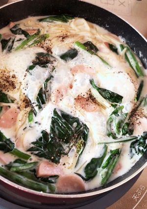 牛乳だけで！ほうれん草のクリーム煮-レシピのメイン写真