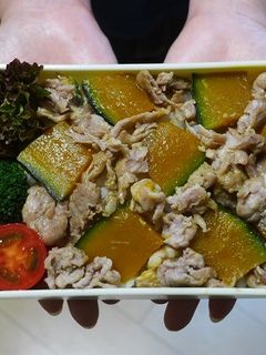 電子レンジで簡単★かぼちゃと豚肉の丼弁当-レシピのメイン写真