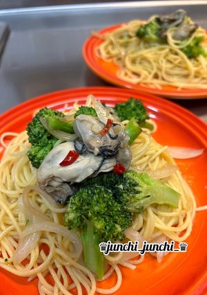 ♡牡蠣のオイル漬けとブロッコリーのパスタ-レシピのメイン写真