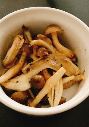 舞茸、しめじのバルサミコ酢和え-レシピのメイン写真