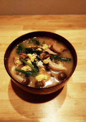 ほうれん草と豚バラの具だくさん味噌汁-レシピのメイン写真