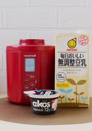 オイコス砂糖不使用+マルサン無調整豆乳-レシピのメイン写真