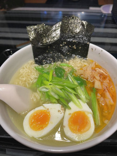 超簡単サッポロ一番塩ラーメン!-レシピのメイン写真