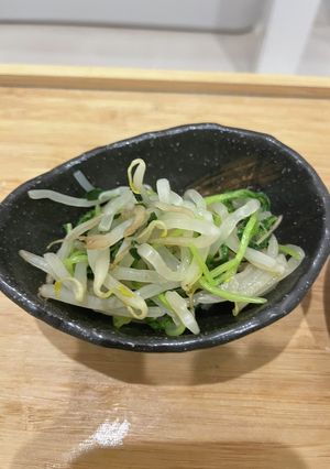 大量消費！豆苗もやし炒め-レシピのメイン写真