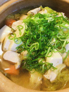 鍋の素活用●鶏肉の白菜&根菜あっさり鍋-レシピのメイン写真