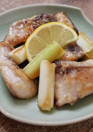 簡単！ぶりと長ねぎのサッパリ塩レモン焼き-レシピのメイン写真