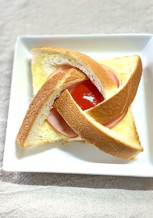 カフェ風❣️風車トースト!ハムチーズ-レシピのメイン写真