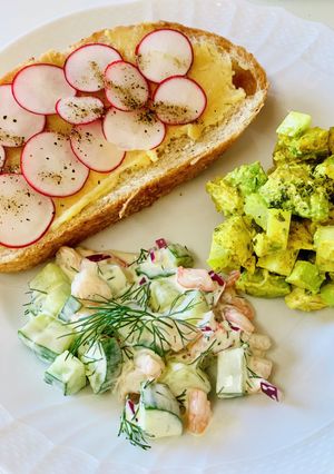 チキンとアボカドのカレーマヨサラダ-レシピのメイン写真